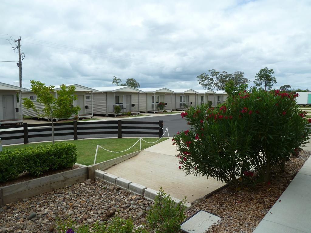 Hotel Chinchilla Tourist Park Exterior foto